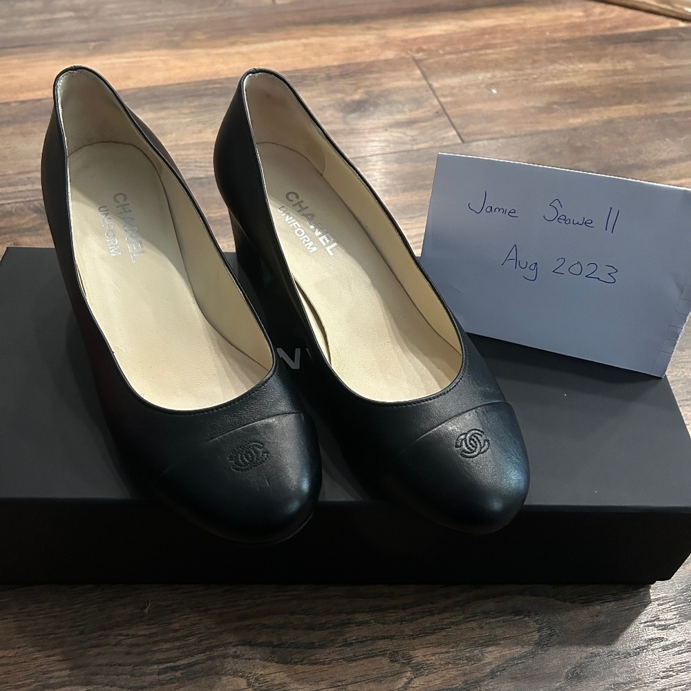 Chanel uniform shoes 39.5